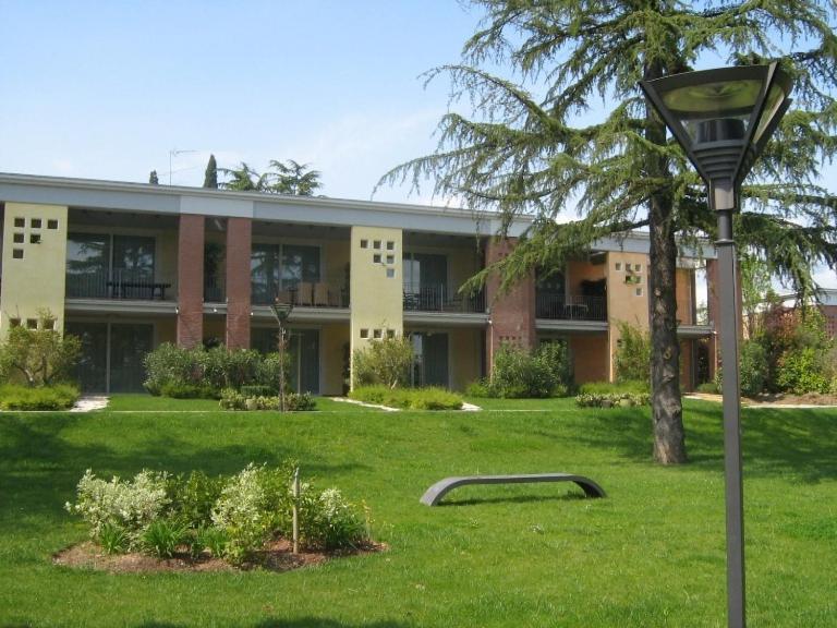 Lato Soleggiato @Gardazzurro Apartment Padenghe sul Garda Exterior photo